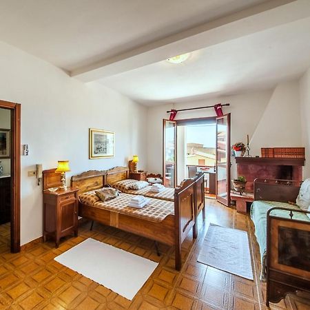 La Casa Di Mannazzotta 1 Bed & Breakfast Castelsardo Exterior foto