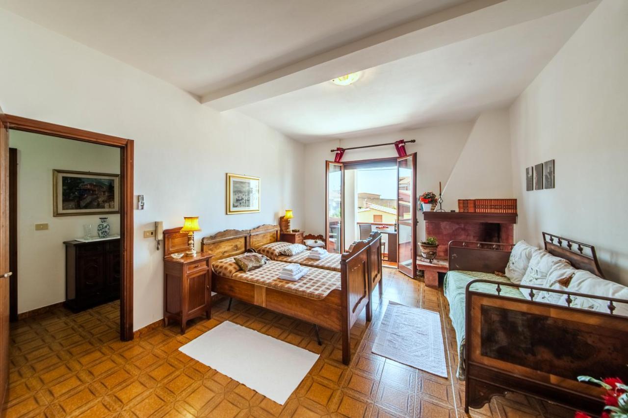 La Casa Di Mannazzotta 1 Bed & Breakfast Castelsardo Exterior foto