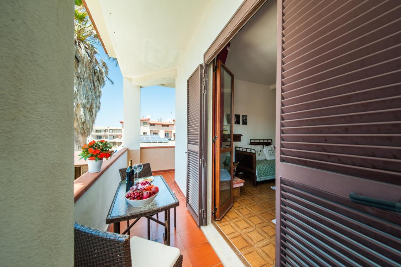 La Casa Di Mannazzotta 1 Bed & Breakfast Castelsardo Exterior foto