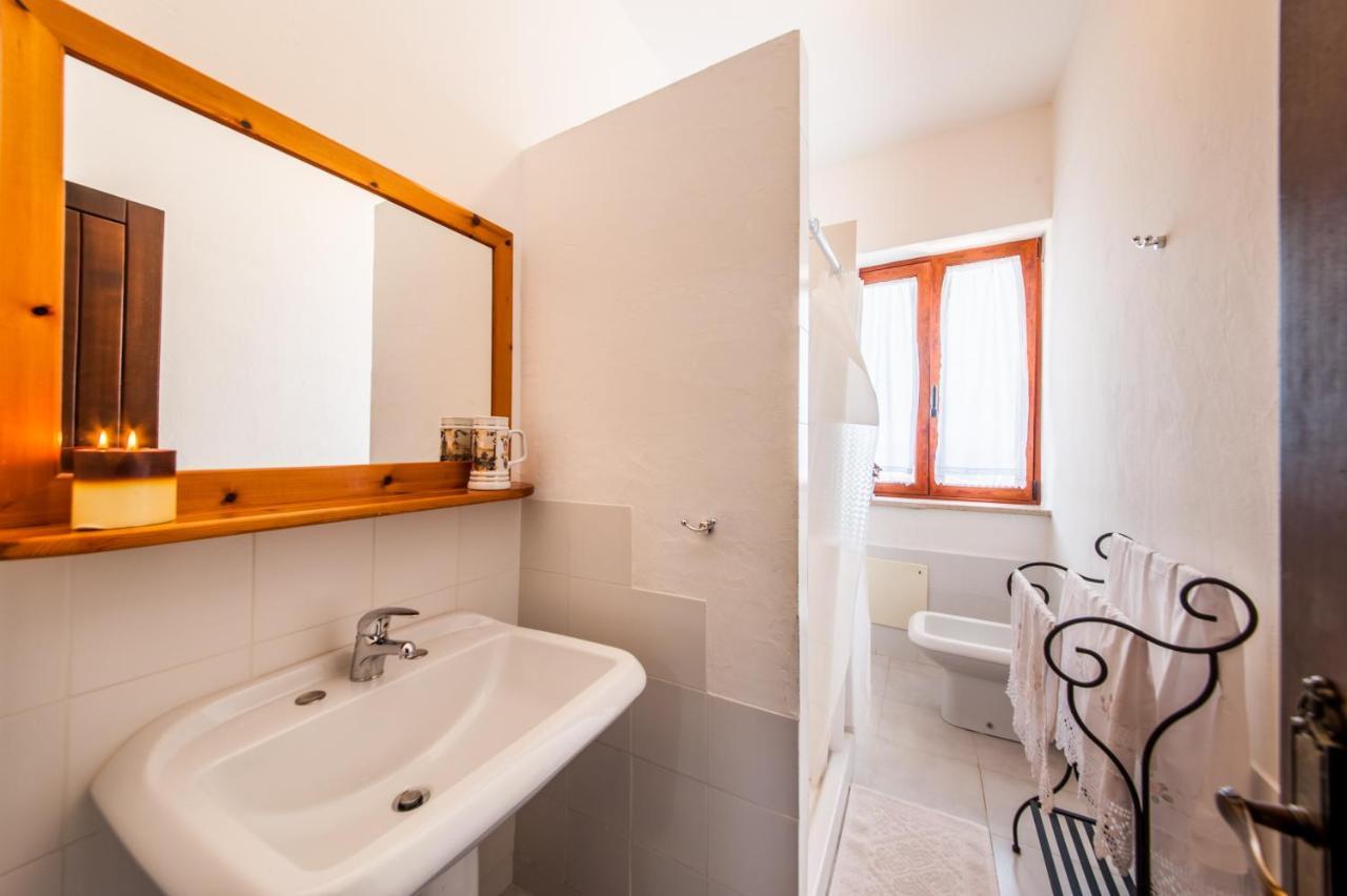 La Casa Di Mannazzotta 1 Bed & Breakfast Castelsardo Exterior foto